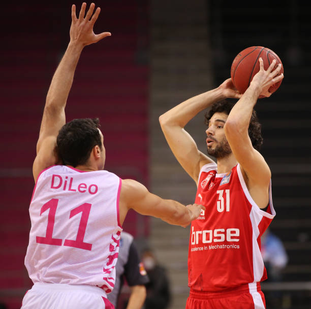 他称孔帕尼 他称孔帕尼